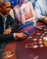 Mobile view of macau303 login Sic Bo game on smartphone
